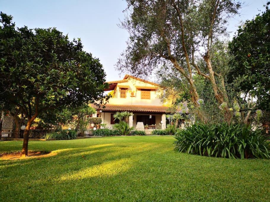 Villa Lena Entire Cottage Kalamaki  Zewnętrze zdjęcie
