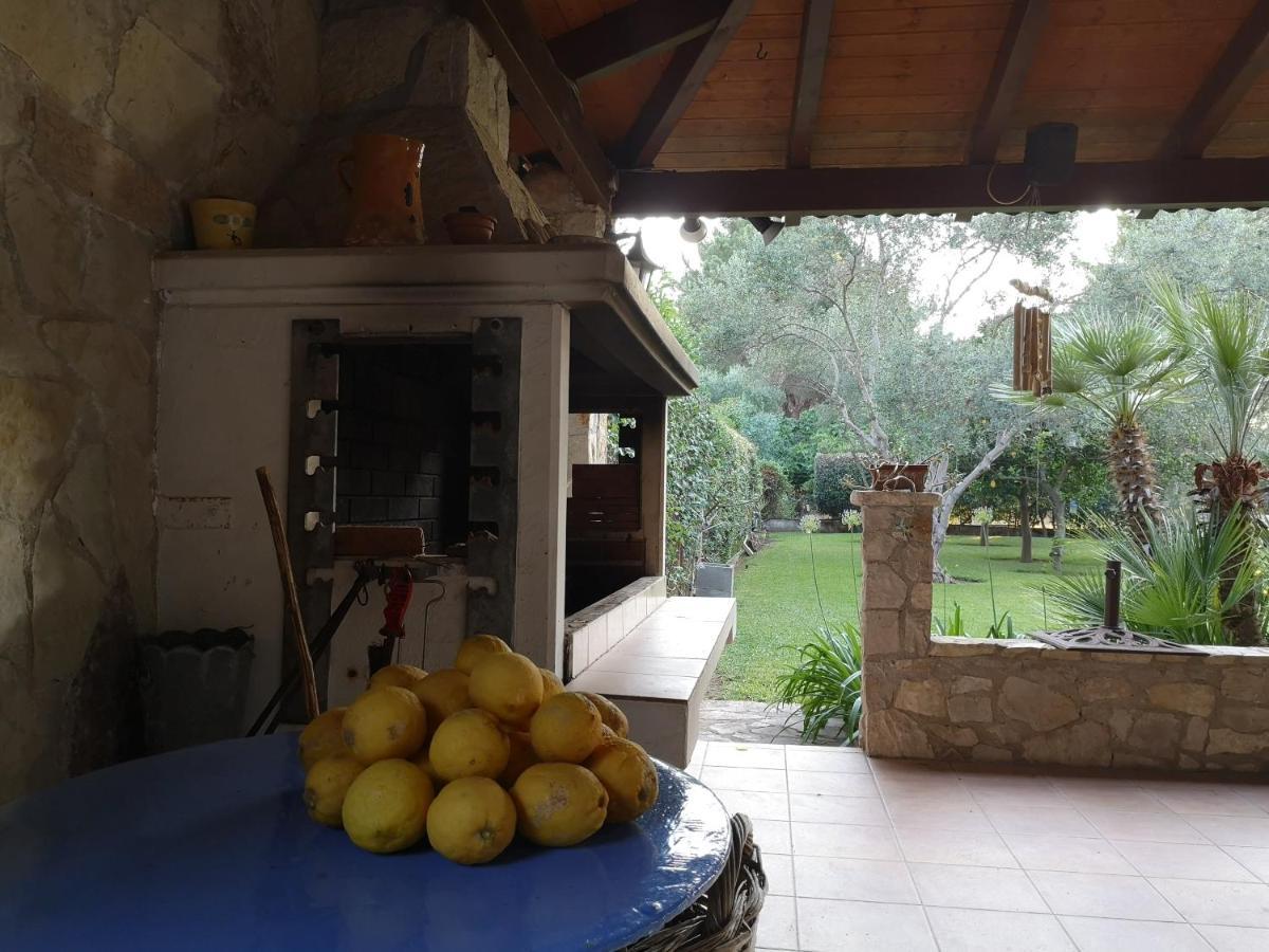 Villa Lena Entire Cottage Kalamaki  Zewnętrze zdjęcie
